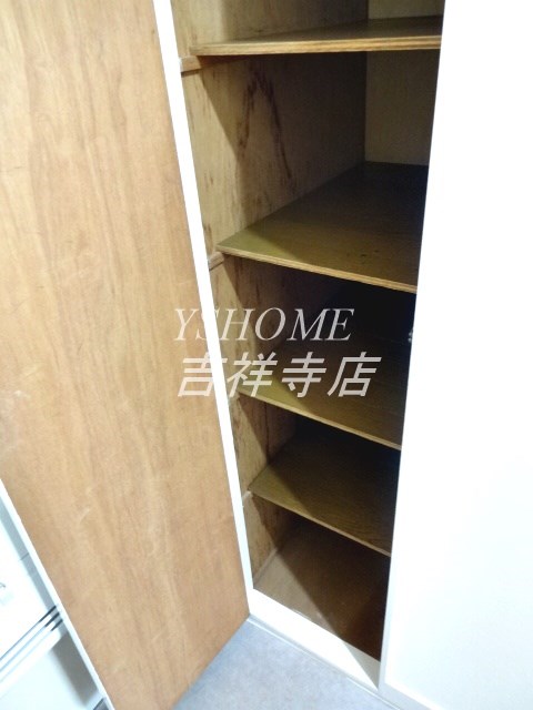 吉祥寺ウイング 玄関