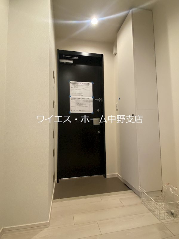 FORTRESS中野坂上 玄関
