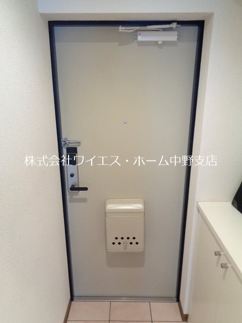 コスモフラワー  玄関