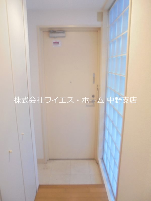 渓山館  玄関