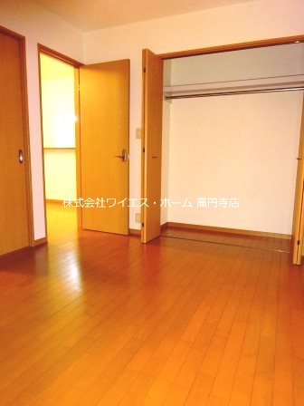 ベッドルーム