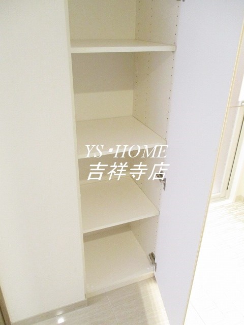 ティサ―ジュ荻窪 玄関