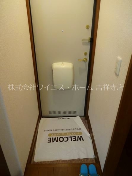 ヴェル ドミール  玄関