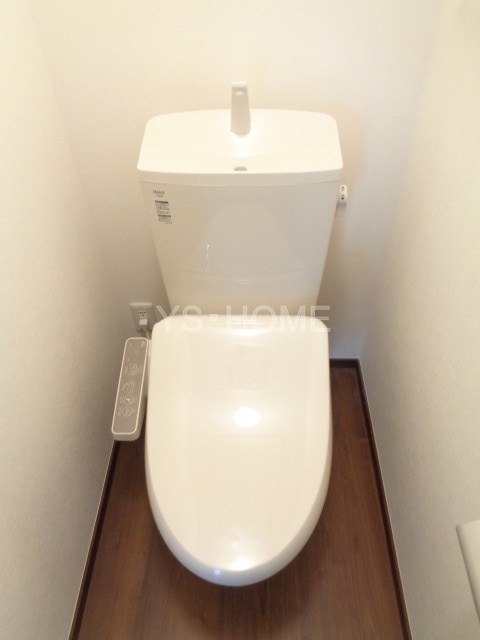 J wing West  その他1