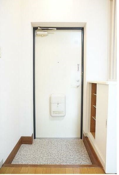 ウィンコーポ関町南 玄関