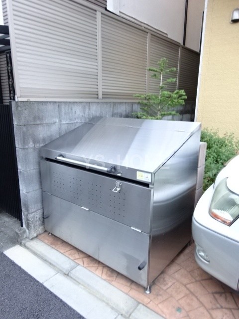 メゾン　ド　ルナロッサ  その他8