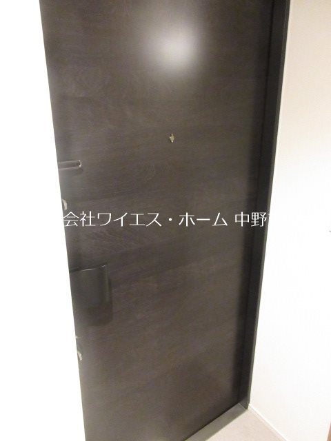 ラ・ミアカーサ東中野 玄関