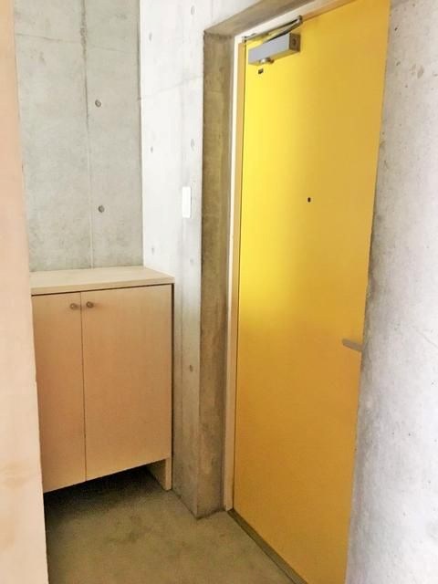 ル・リオン高円寺  玄関