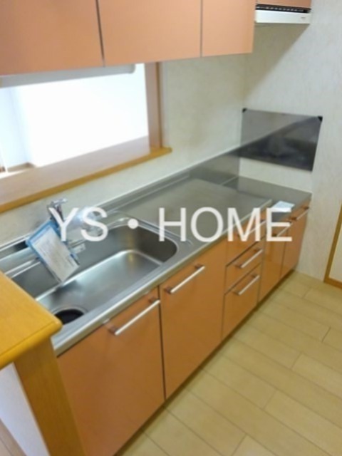 アヴァンティ  キッチン