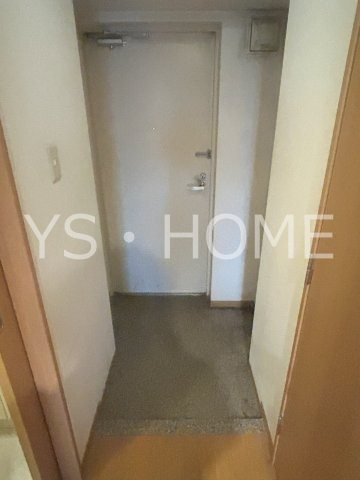 ビュークレスト小金井  玄関