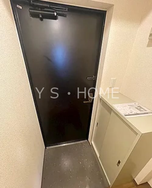 リヴェールプラザ 玄関
