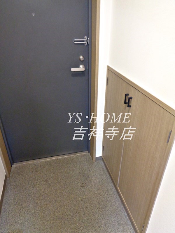 三鷹ハイデンス 玄関