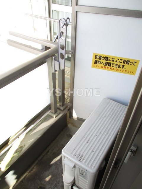 Ｙ&amp;rsquo;ｓＦｌａｔ高円寺 ベランダ