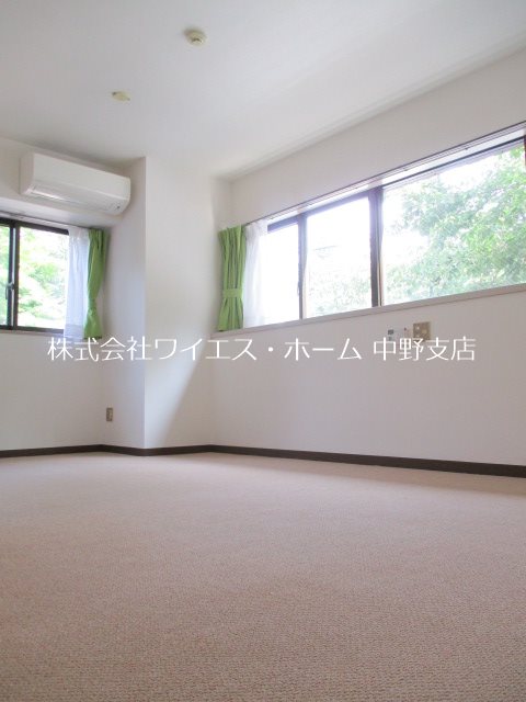 ベッドルーム
