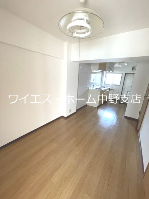 ウィスタリア中野  リビング