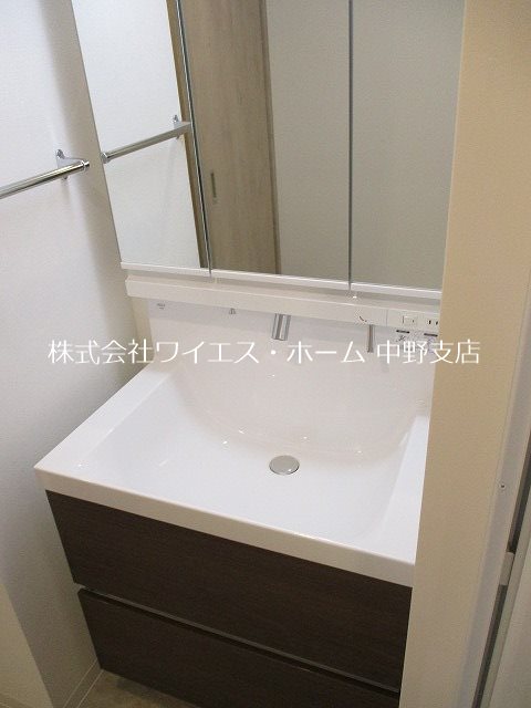 シャルム・Y・M  その他2