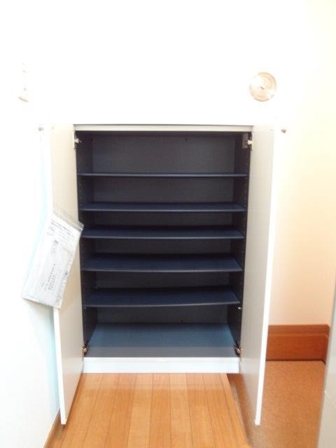 パステルハウス 玄関