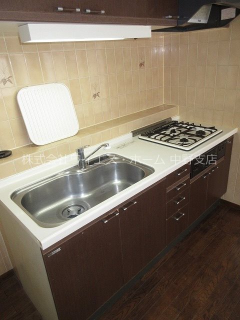 DRホームズ中野 キッチン