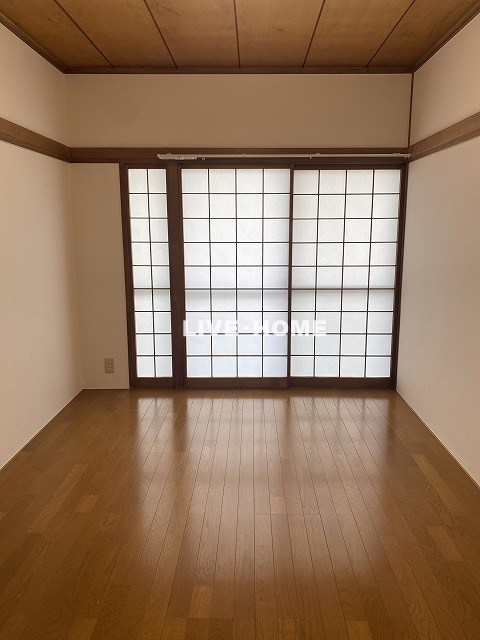 ベッドルーム