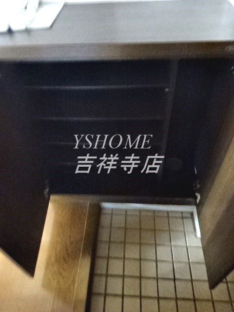 武蔵野中町マンション  玄関