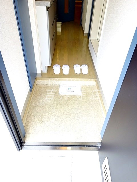 カプリコーンセレス  玄関