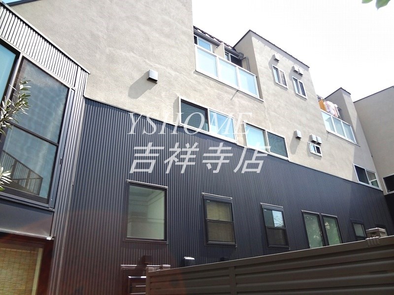 グランエッグス三鷹 外観