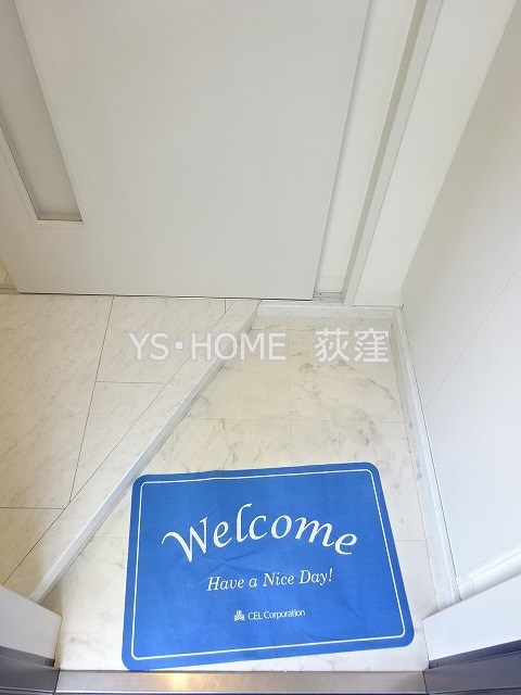 ラルゴ荻窪 玄関