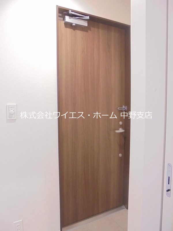 ビバグランデ桃林 玄関