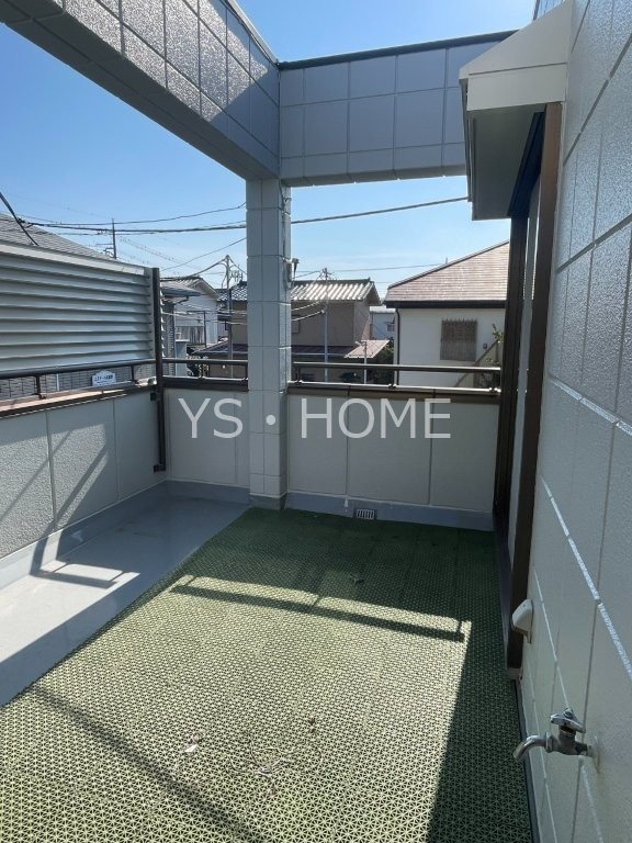 Ｕ－Ｈｏｕｓｅ     ベランダ