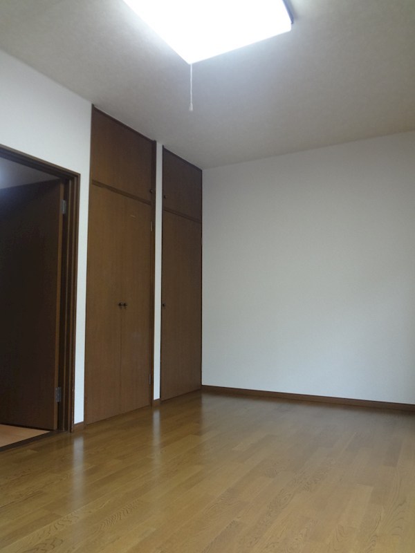 ベッドルーム