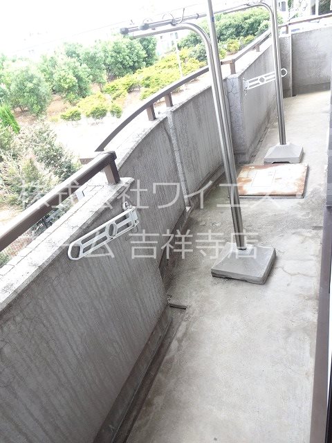 サンシャインK＆Kマンション ベランダ