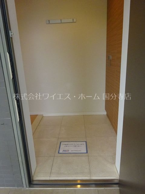 プライムメゾン武蔵野の杜 玄関
