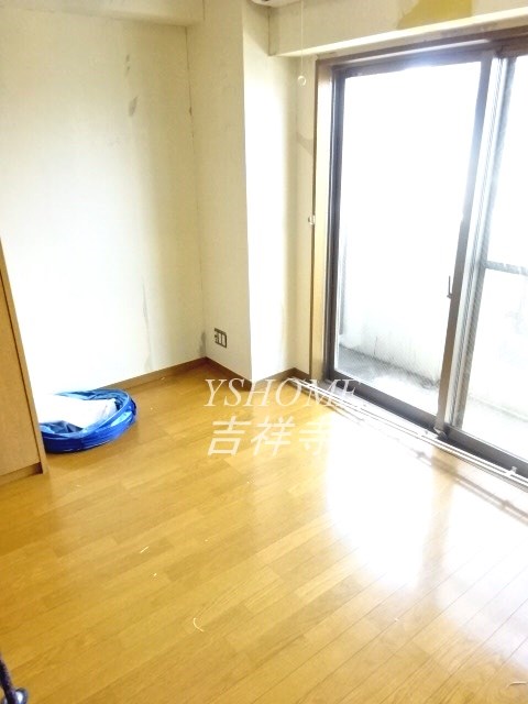 ベッドルーム