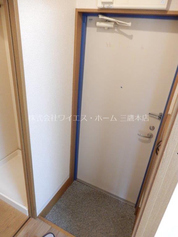 ヴィラアイダ Ｄ 玄関