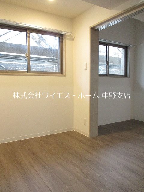 シャルム・Y・M その他8