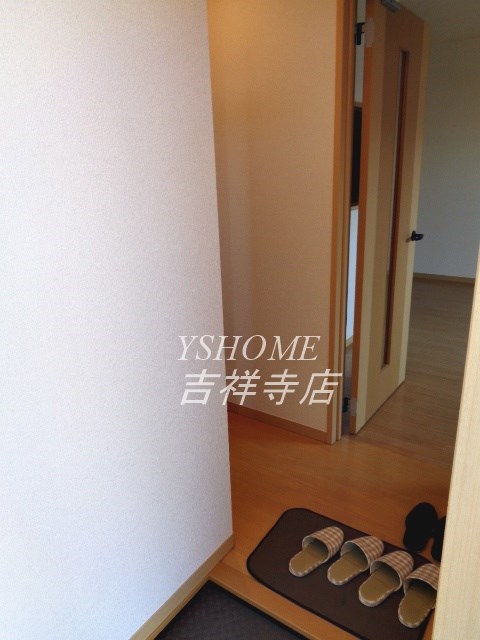Ｌｕｚ三鷹 玄関