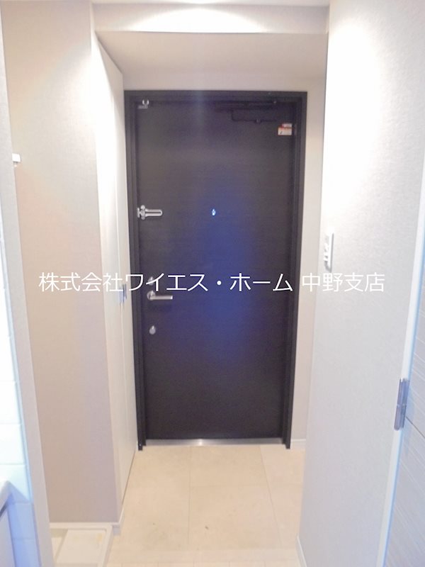 エスティメゾン哲学堂  玄関