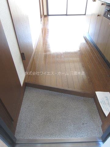 エクセレント小金井 玄関