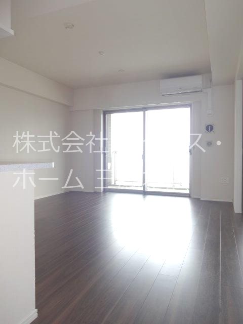 BELISTA三鷹下連雀壱番館 リビング