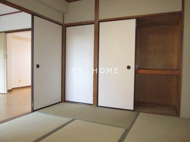 三鷹台サンハイツ ベッドルーム