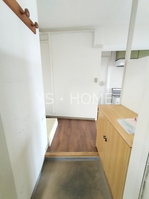 エミネンスイン三鷹 玄関