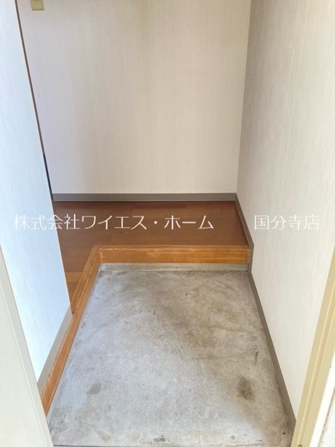 メゾン恋ヶ窪 玄関