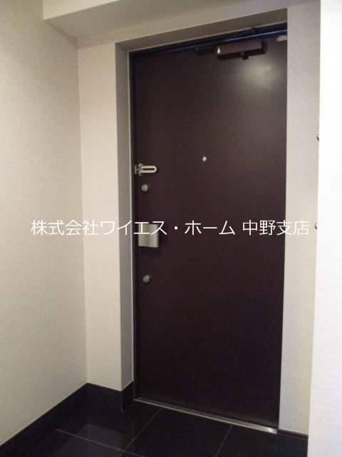 ブライズ中野新橋 玄関