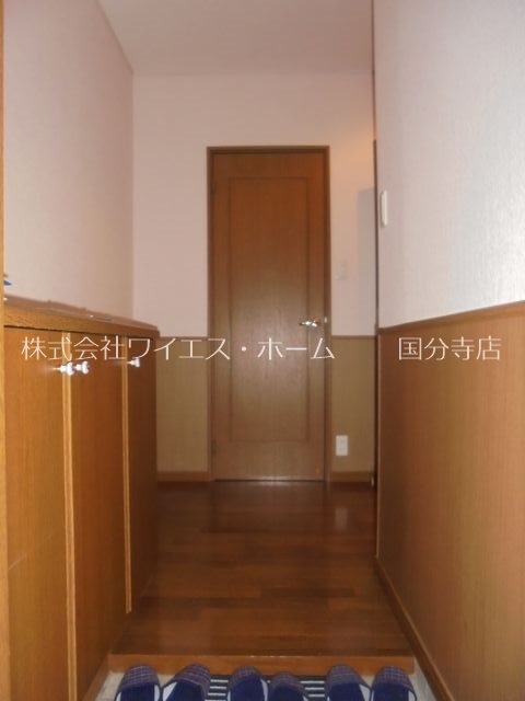 パストラーレ南 玄関