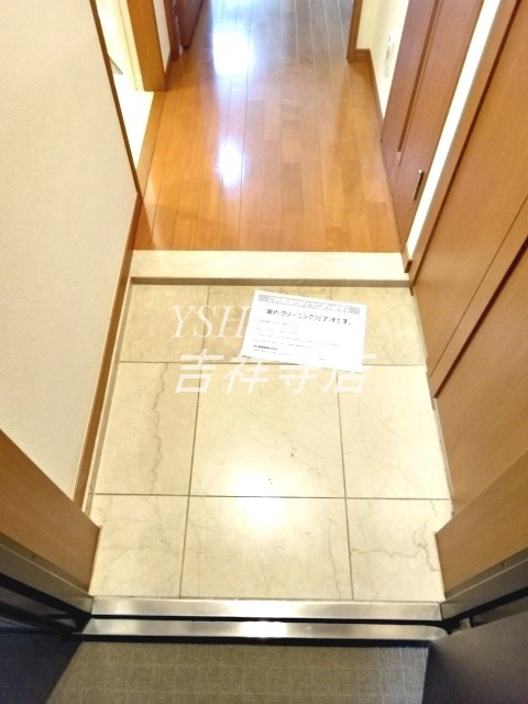 日神デュオステージ西荻窪 玄関