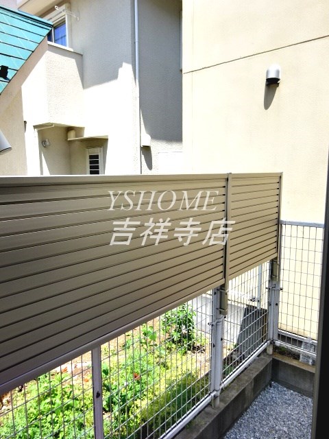 バーミープレイス吉祥寺Ⅱ ベランダ