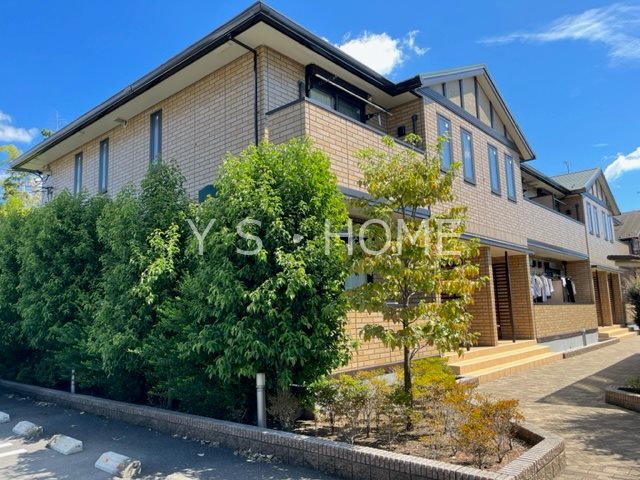 SHAMROCK HILLS 外観