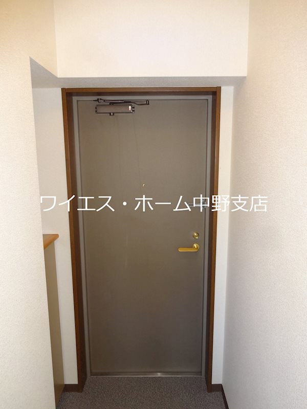 セントラルパレス 玄関