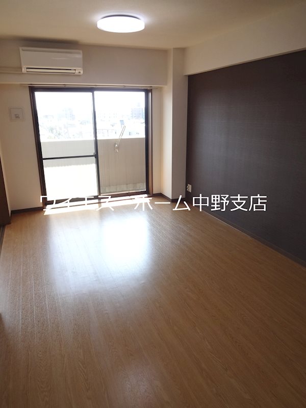 セントラルパレス リビング