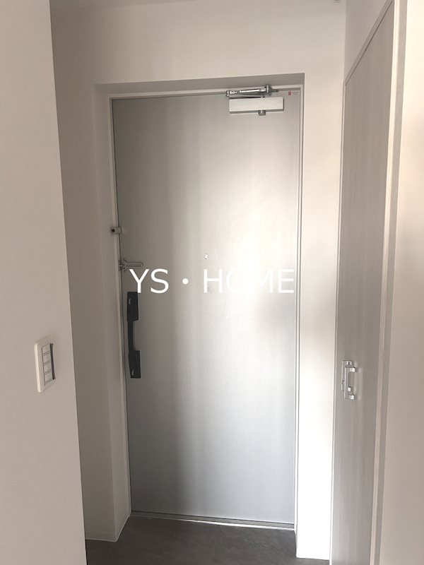 LiveFlat新中野 玄関